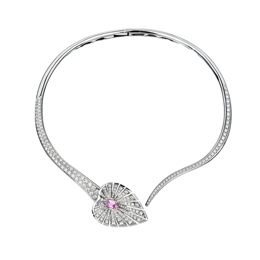 18 KT Gold Leaf Necklace